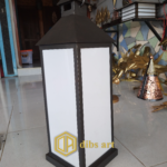 lampu taman kuningan