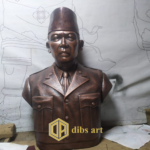 patung tembaga soekarno