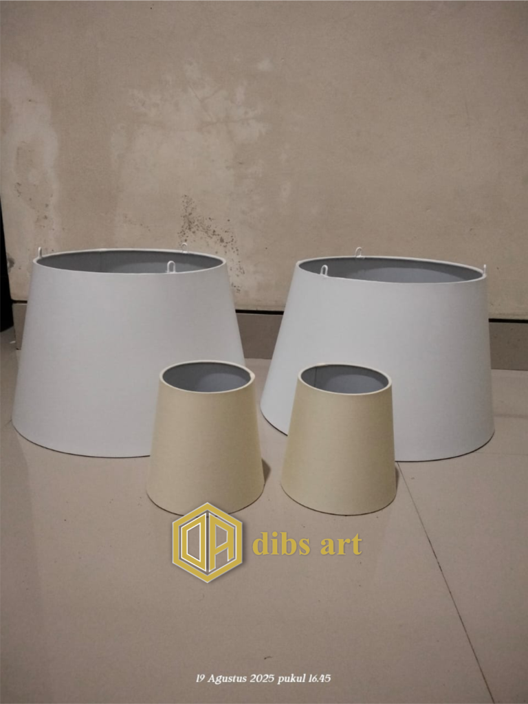 Kap Lampu Kuningan – Dekorasi Lampu Elegan dari Logam kap lampu kuningan